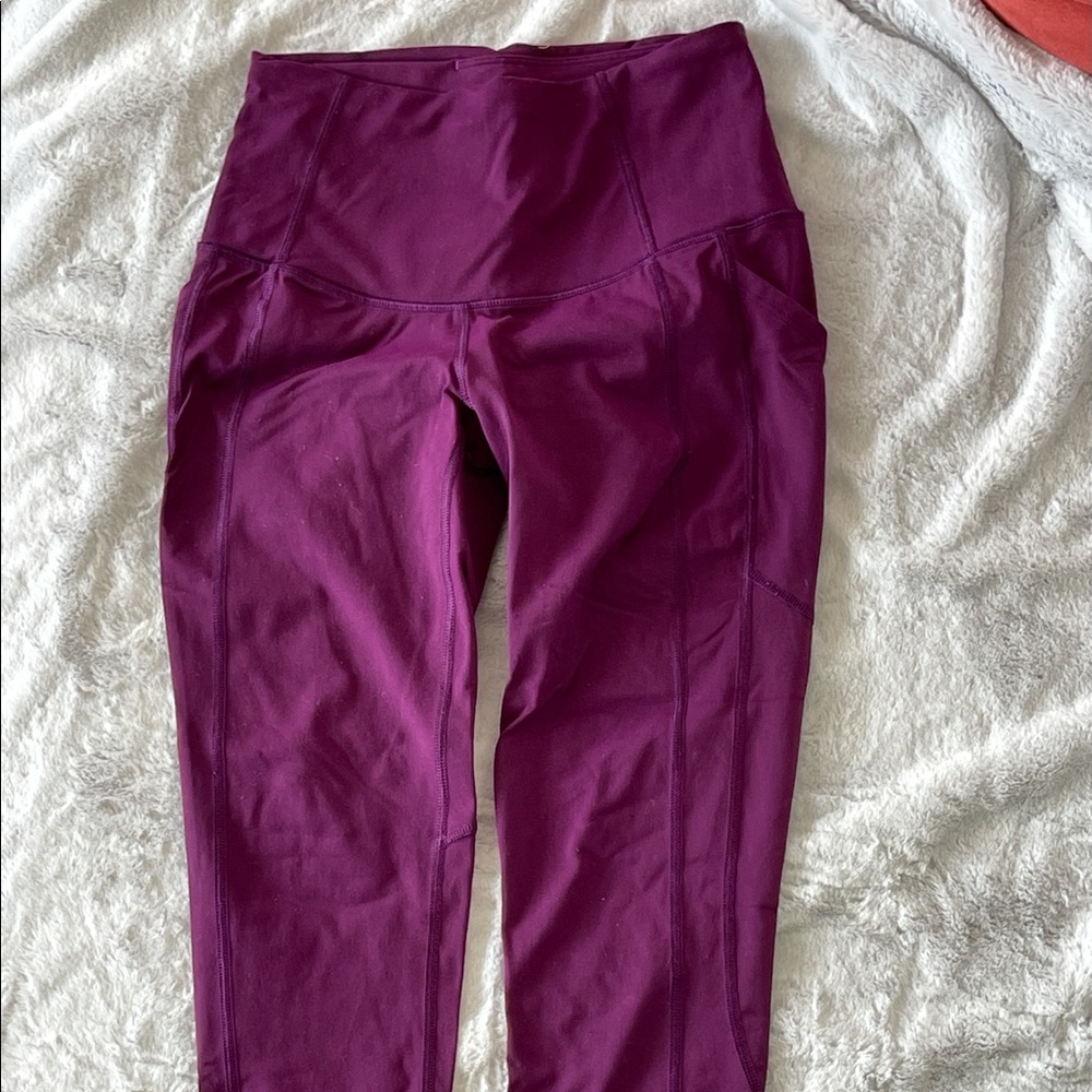 VS SPORT Magenta Cropped Leggings